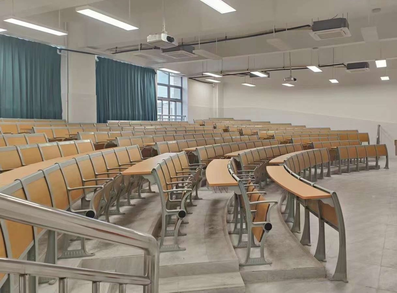 cơ sở vật chất liên thông học viện công nghệ bưu chính viễn thông
